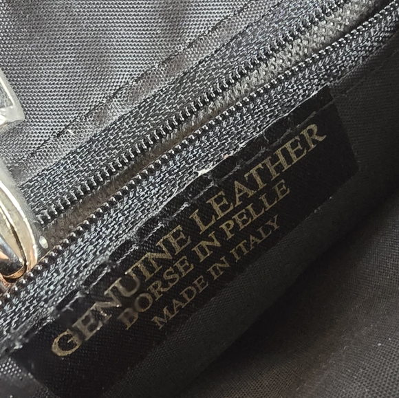 Genuine leather crossbody Handbag - Picture 6 of 9